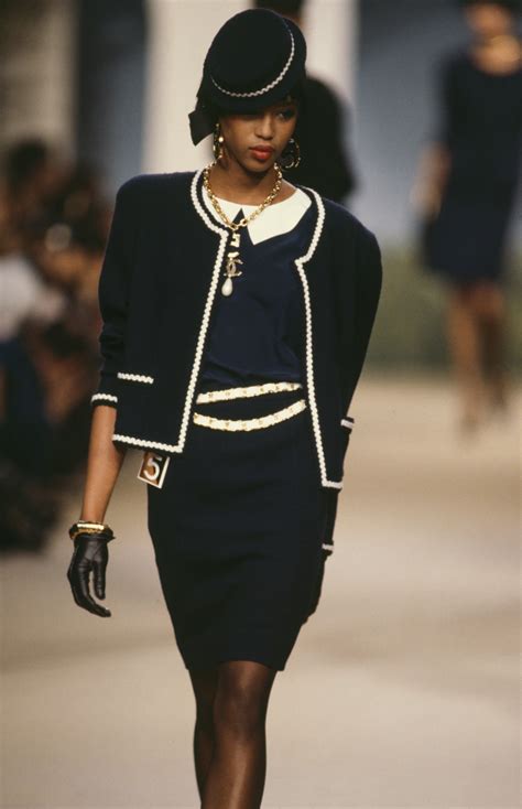 coco chanel iconic outfits.